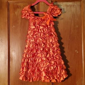 NEW BURNT ORANGE RUFFLED SILKY STRETCHY DRESS - SIZE 4/5